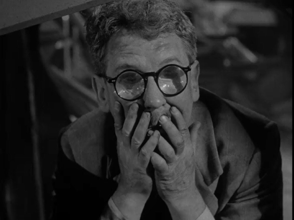 TheNightGallery's tweet photo. November 20, 1959: Twilight Zone's "Time Enough at Last" airs. Rod Serling and Burgess Meredith (in the first of four TZ roles) bring us a reader's worst nightmare — and create a TV classic.

Meredith explains why it's "the one that haunts people": https://t.co/7N129FAirT https://t.co/QYLY4Kaztk