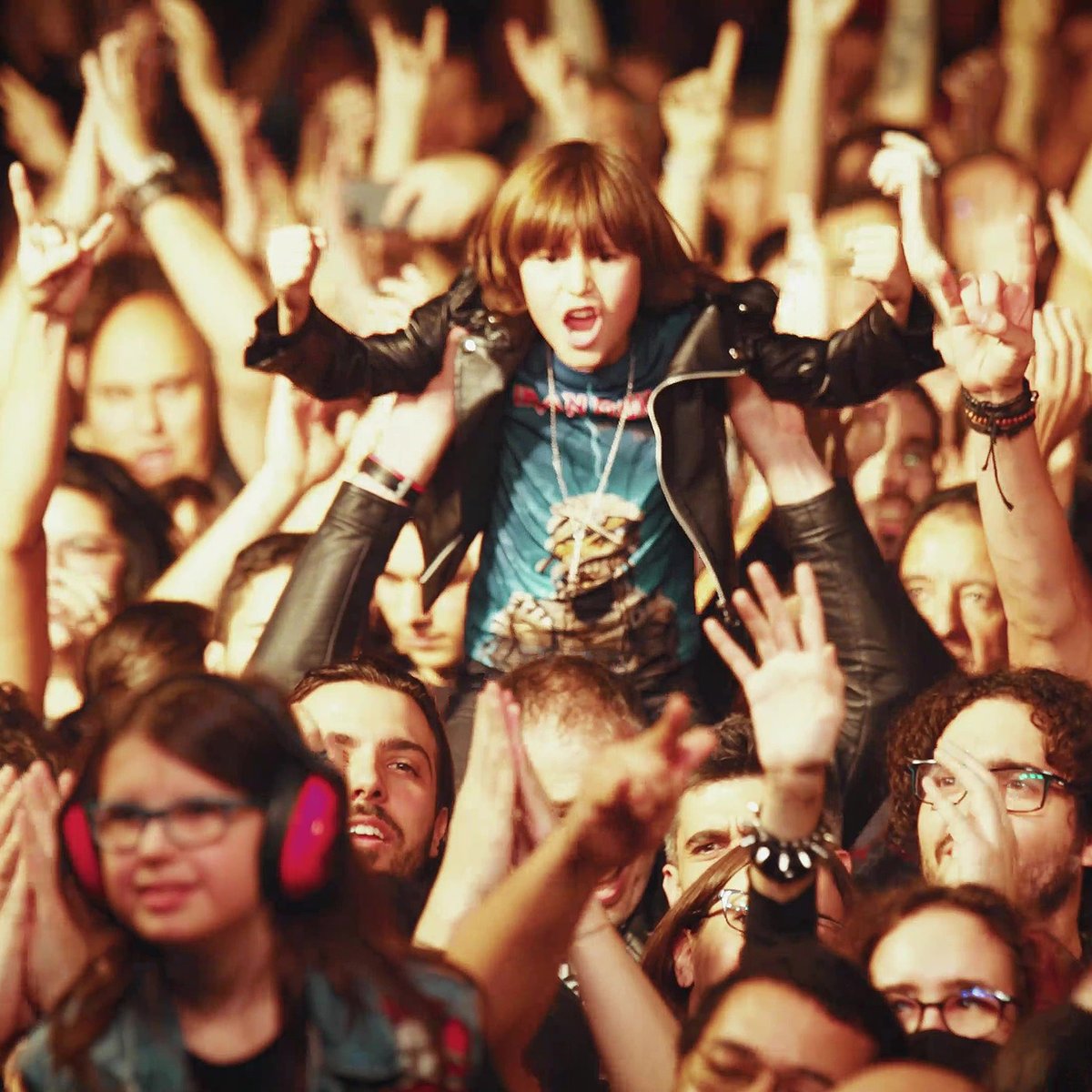 Today is World Children's Day and therefore the most fitting occasion to share this beautiful photo of one of our shows! It always fills our hearts to see how many children enjoy the metal mass together with us and their family! How old were you when you first went to a concert?