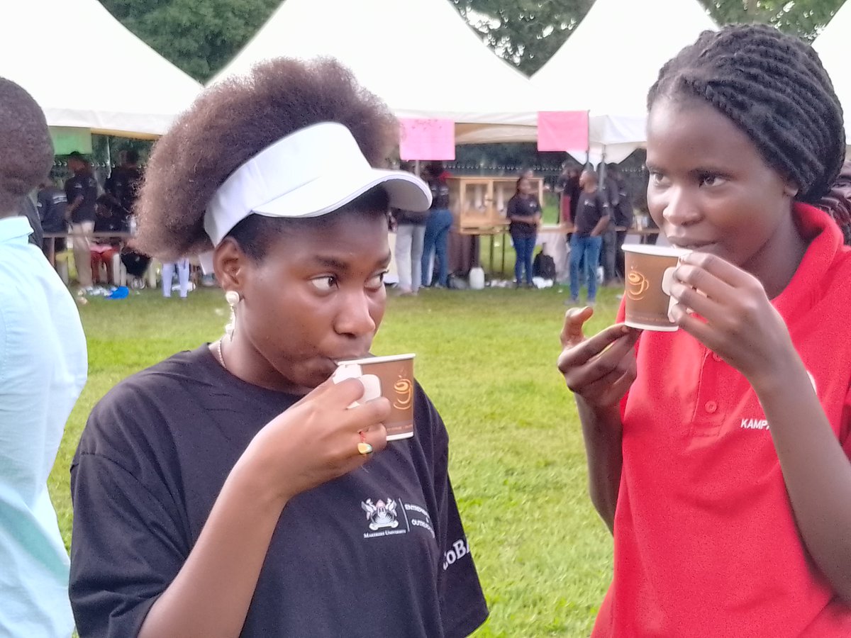 NaCORIUganda's tweet photo. The first-ever Coffee Xperience captured on camera. Thank you our partners
@Mak_EOC
@Mak_EOC #MakEntStudentsExpo2023
#Riham
#NileChocolates 
#Rolex Intiatives 
#Nzuri Saloon https://t.co/G4GtUxEwhO