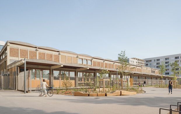 LeMoniteur tweet media