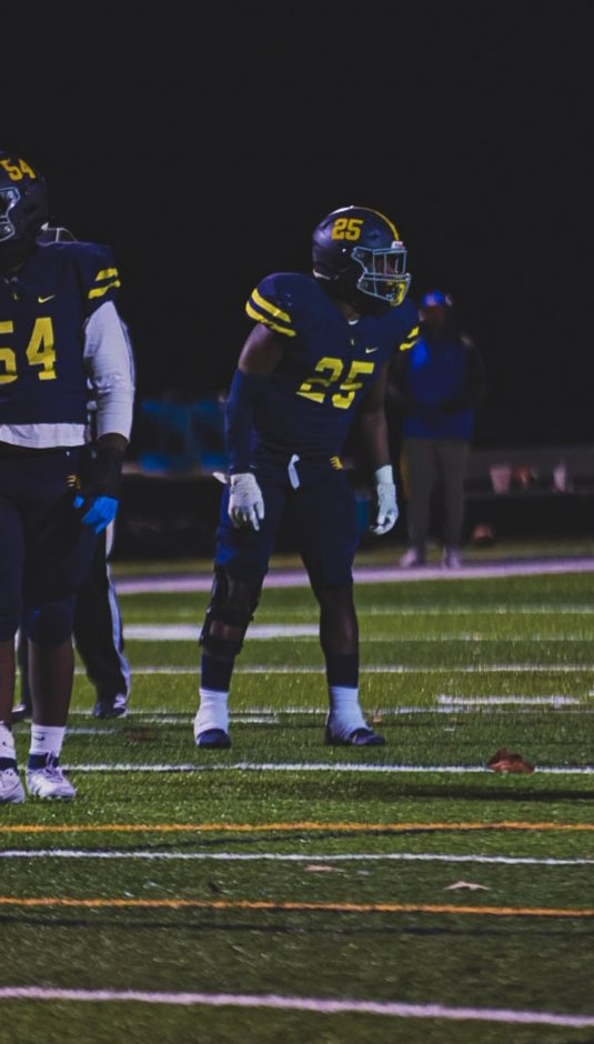 CJLowe25's tweet photo. Forever Grateful For All Opportunities Along The Way. Grateful For All The Coaches And My Brothers, Underclassmen that I’ve Taught and Inspired and For The Past Teammates  Who’ve Graduated That’ve  Taught and Inspired Me, Im Forever Grateful. 

The Ride: https://t.co/UxjQEdq4wX https://t.co/uaC4G2G8Qr