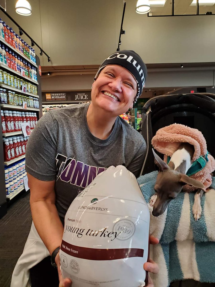 sarahsoasis's tweet photo. Thank you to our volunteer Kristine for picking out a fresh turkey at Lunds &amp; Byerlys to donate to Sarah's for our annual Thanksgiving dinner last Thursday! It was a wonderful night full of delicious food. We are grateful for our donors who make events like this possible! https://t.co/eclKhBDzEz