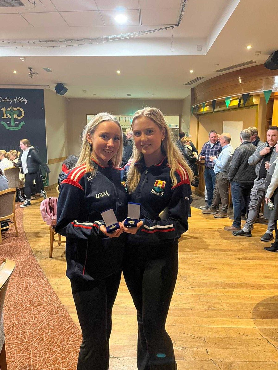 Congratulations to Aine and Lainey who picked up their Minor Munster medals last night. Well done girls