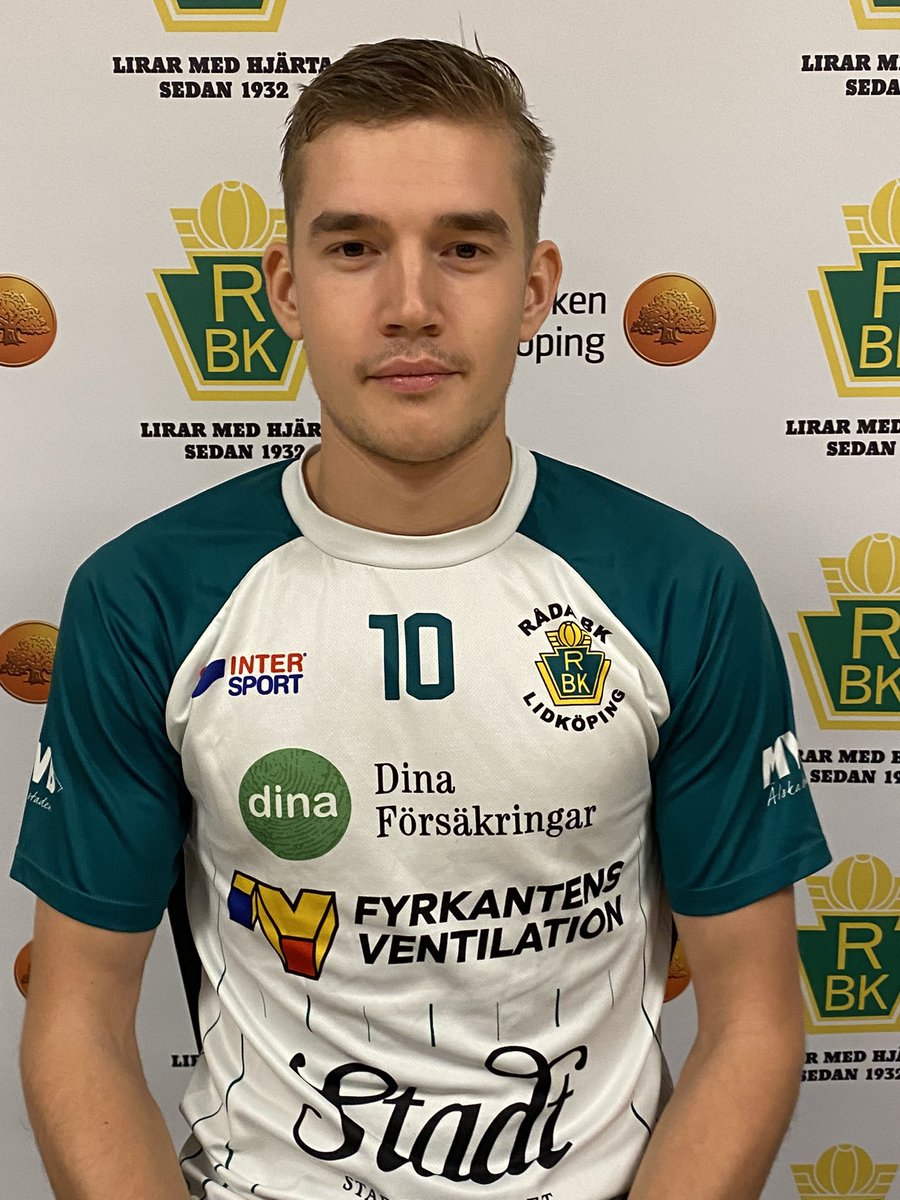 Oliver Funk är klar för en 7:e säsong i grön/vit tröja. Detta är vi naturligtvis mycket glada för 💚🤍. För övrigt har vi redan signat 16 ytterligare spelare och även hört att det är fler på ingång😁. 2024 here we come!