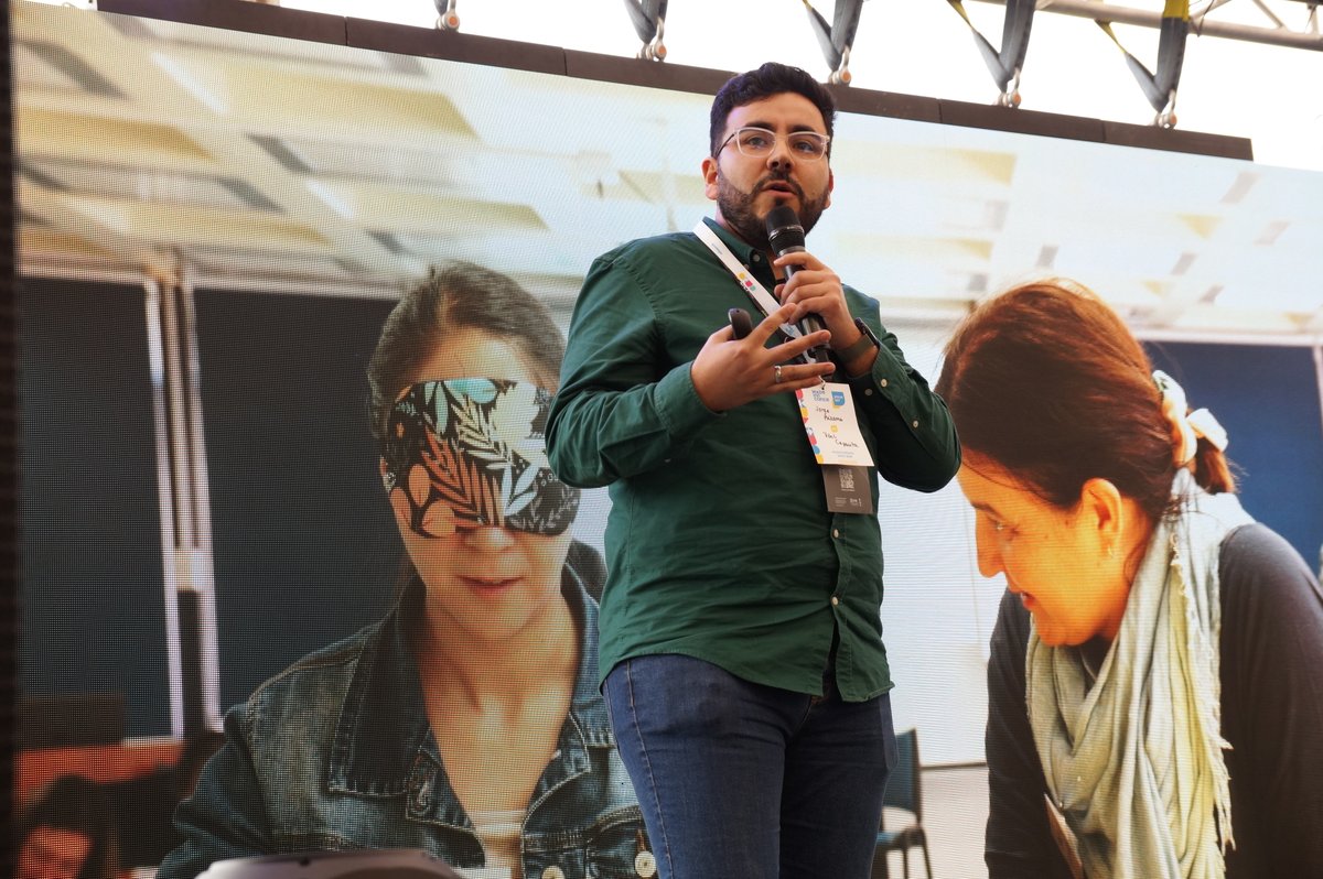 udeconcepcion's tweet photo. #VinculaciónUdeC: En pabellón #MadeInnConce, equipos de @INCUBAUDEC y #UdeC Capacita expusieron en la jornada final del #EtMDay2023, III Encuentro Internacional de Innovación, Emprendimiento e Inversión, impulsado por #emprendetumente, que se desarrolló en el @ParqueVitacura. https://t.co/u15H2tFow7