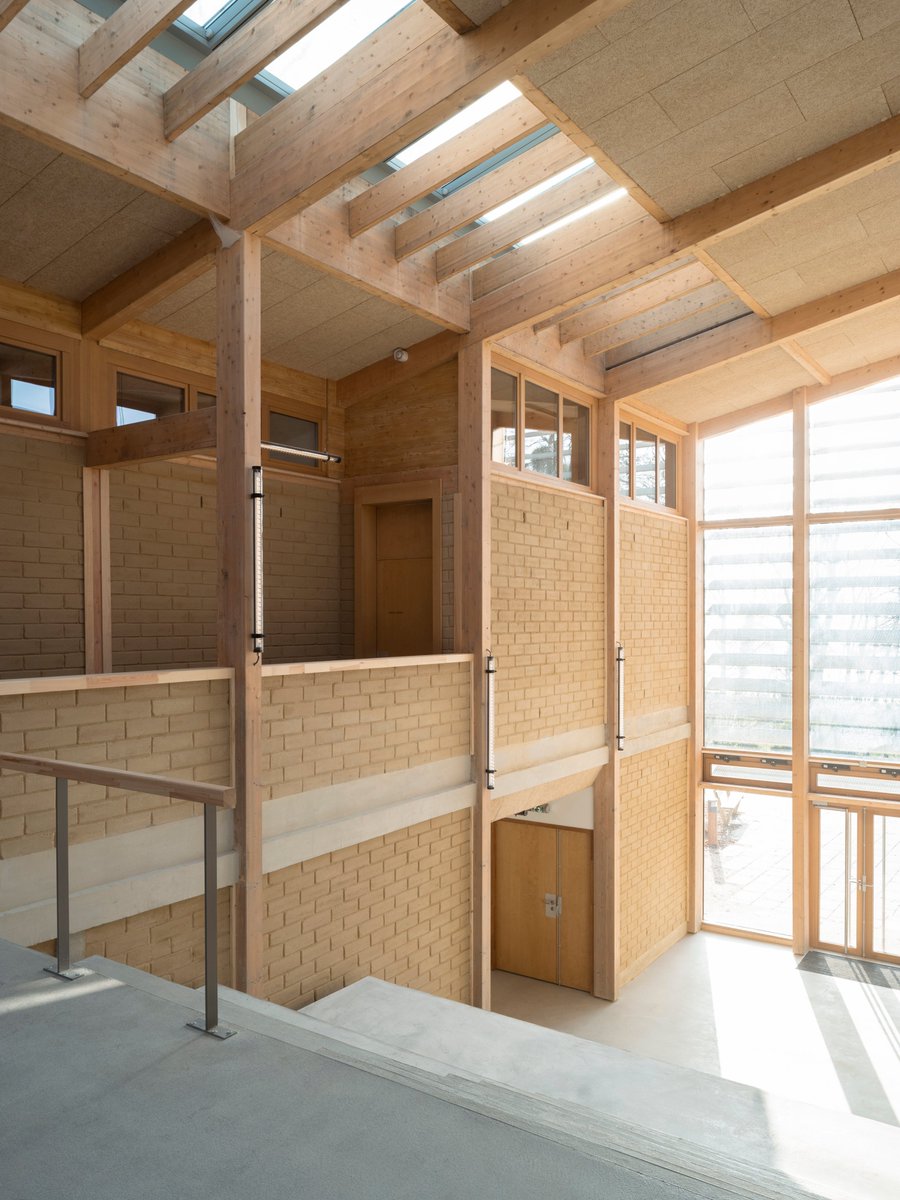 [EQUERRE D'ARGENT 2023] Lauréat catégorie Lieux d'activité : Ateliers thérapeutiques à Meulan-en-Yvelines (Yvelines), Tolila + Gilliland architectes
Maîtrise d’ouvrage : Fondation L'Elan retrouvé
#AMCarchi #teamarchi #Equerredargent #Equerre2023
