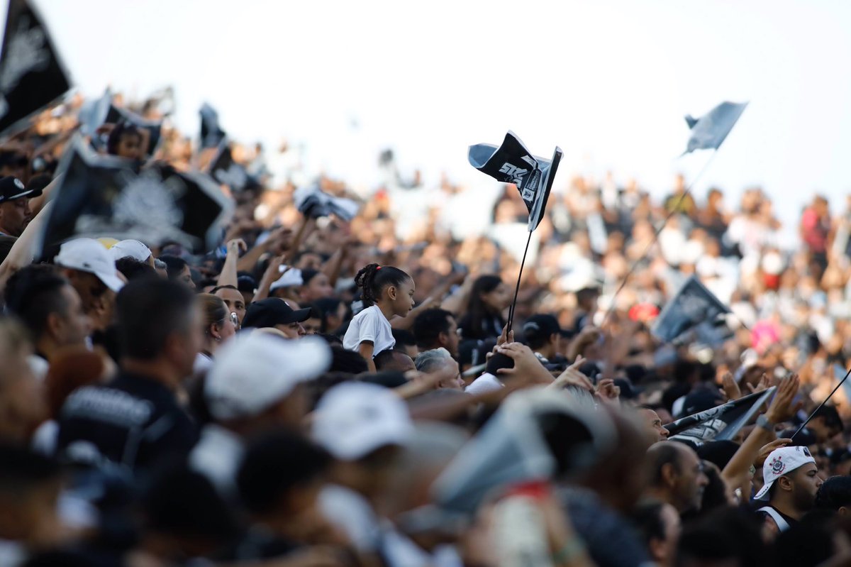 Começou a venda de ingressos para todos os torcedores que quiserem acompanhar a final do Campeonato Paulista! 

Acesse fieltorcedor.com.br, garanta a sua entrada e jogue junto com as Brabas na <a href="/NeoQuimicaArena/">Neo Química Arena</a> 

📸 - @rodrigogazzanel