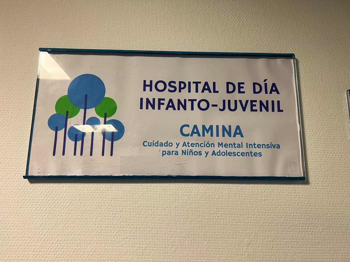 Hoy nuestro HD Infanto-Juvenil ha cumplido 4 años desde su apertura. Muchas gracias a todos los pacientes y familias que nos han dejado acompañarles durante todos estos años. También a todos los profesionales que han formado parte de este ilusionante proyecto. A por más! 💪🏼🎂