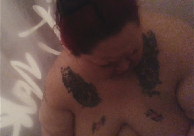 Let&rsquo;s shower https://t.co/QzmSvcU9bk #realloyalfans https://t.co/yTOszTFiFx<a href="/tag/realloyalfans"class="tags">#realloyalfans</a>