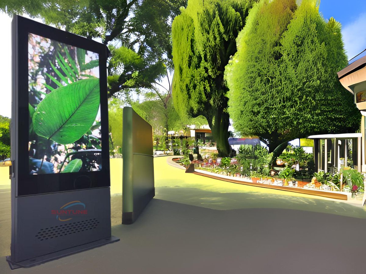 suntunesignage's tweet image. Light up your business with Outdoor LED Billboard Advertising! 💡🌆 Turn the city into your canvas, and let your message shine bright day and night! 🌙⭐ #LEDAdvertising #BillboardMagic #outofhomespecialist #digitalmarketingexpert #CustomerExperience