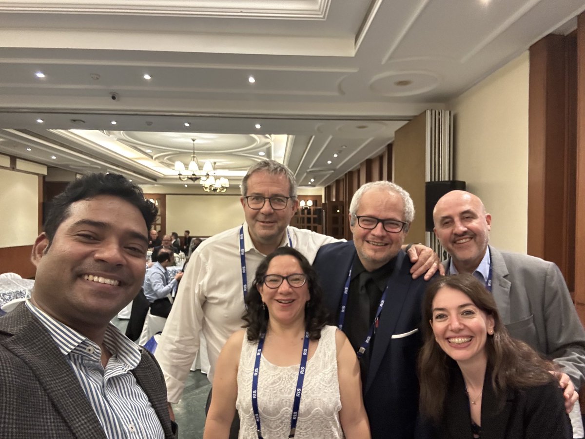St_Klingebiel's tweet photo. Summit on #LiFEEconomy / 🇮🇳 #G20: inspiring discussions on a new #DevelopmentParadigm - 🙏 @Sachin_Chat & @RIS_NewDelhi
@schaal_andreas @esteves_paulo @GerardoBracho4 @IDOS_research @citlaliayala https://t.co/cHN0rQhuYj
