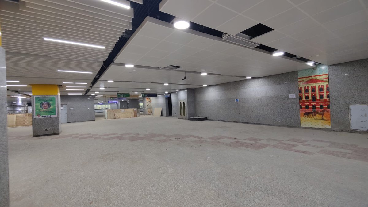 metrorailwaykol's tweet photo. Take a look of the beautiful #Mahakaran #Metro station which is going to be one of the stations of #EastWestMetro ( #GreenLine ) very soon. https://t.co/NpH0NdL1Ws