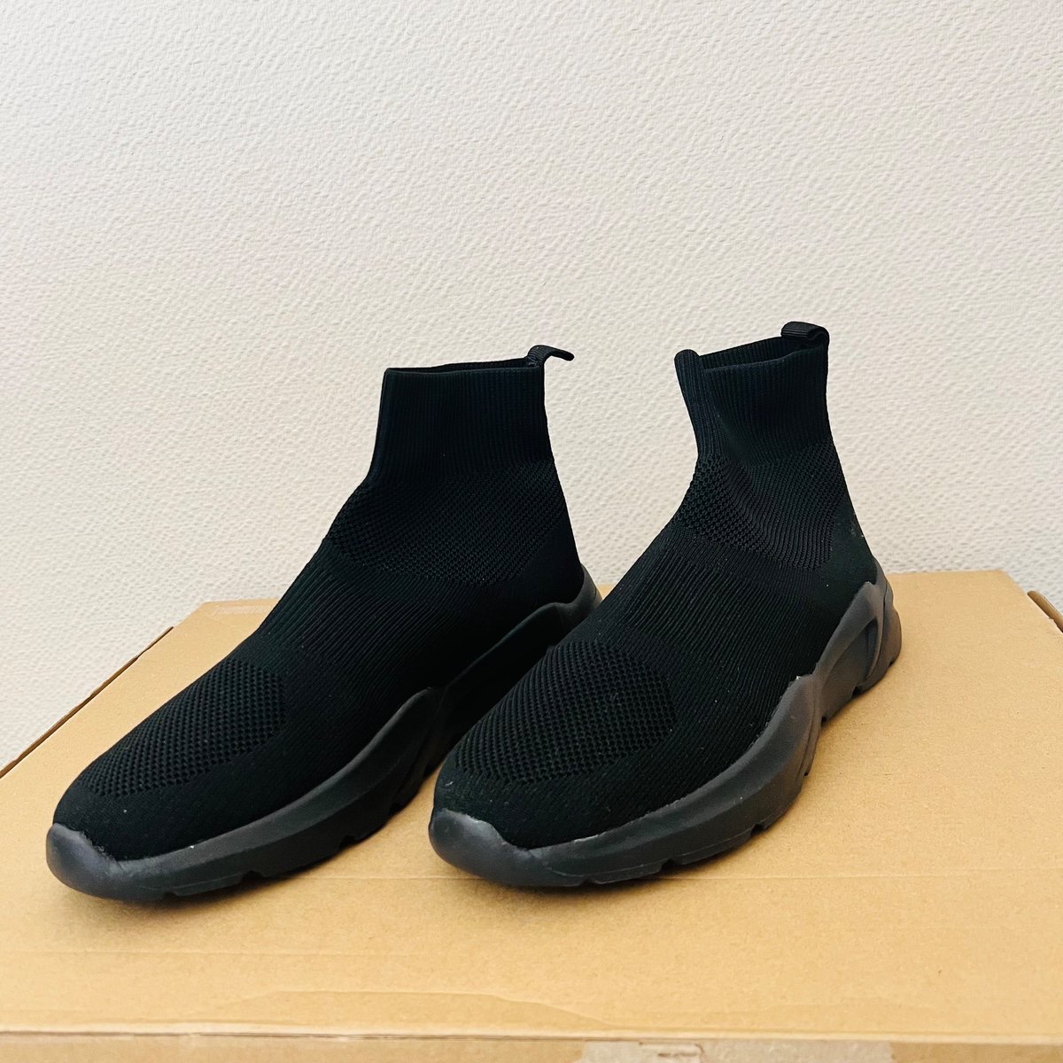inyrcloset's tweet photo. 🚨 SOLDES🚨
Du 15 au 30 novembre 2023
👟 : Baskets montantes
❎ : Pier one
Pointure 45
💸 : 17.500 Fcfa (prix soldé)
Livraison au frais du client
Paiement en 3 tranches possible
DM ou wha : https://t.co/Q71c7fOPc6
#baskets #pierone #soldes #rt https://t.co/pXYJ1tWXnE