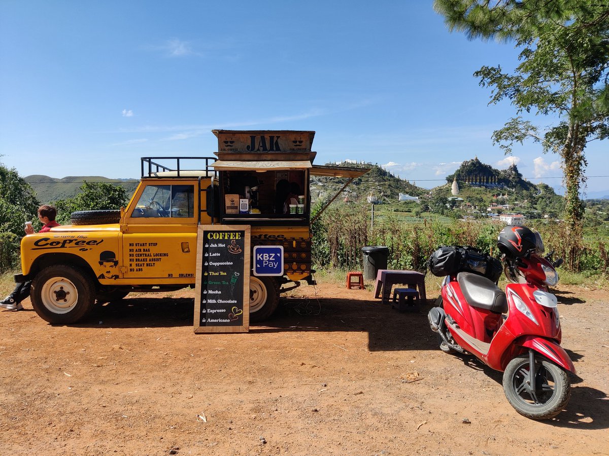 Some genius started putting coffee trucks at about every viewpoint here. 
Everytime you order a coffee the generator in the back roars to life for the coffee machine. Love it.
#myanmar