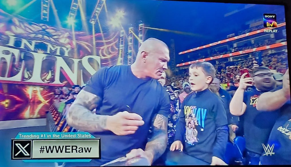 cybervillager's tweet image. What a RAW 😍
#CMPunkReturns #RandyOrton #WWERaw