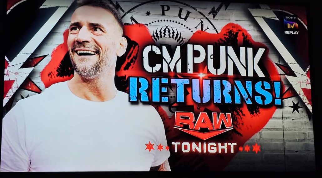 cybervillager's tweet image. What a RAW 😍
#CMPunkReturns #RandyOrton #WWERaw