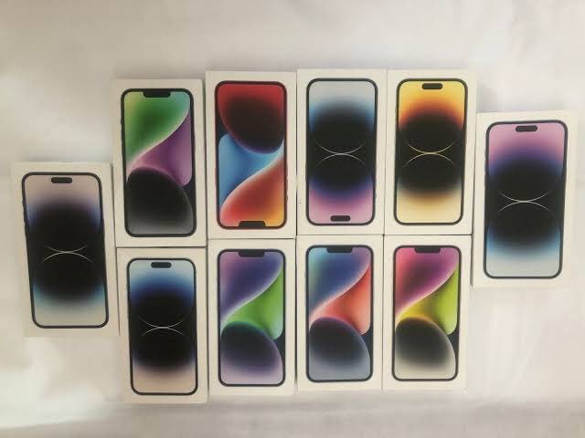 gold_silver12's tweet photo. 【速報】希望景品をお選びください🍎

リツイートで抽選参加！応募済み？

❶ iPhone 15 Pro　×  ２名様

❷ iPad Pro　×　２名様

❸ iTunes Card (10,000) ×４名様

※プロフィールからお受け取り！！

参加
❶フォローＲＴ❷固定ツイートをＲＴ🍎🍎🍎❸景品リプ

１１月３０日にて受付終了 https://t.co/YRYfmir1FI