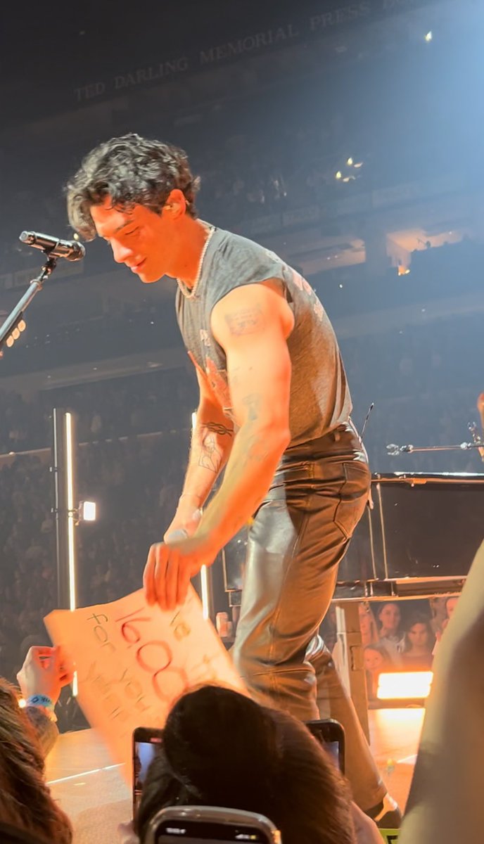 Jonas Brothers Meme Factory tweet media