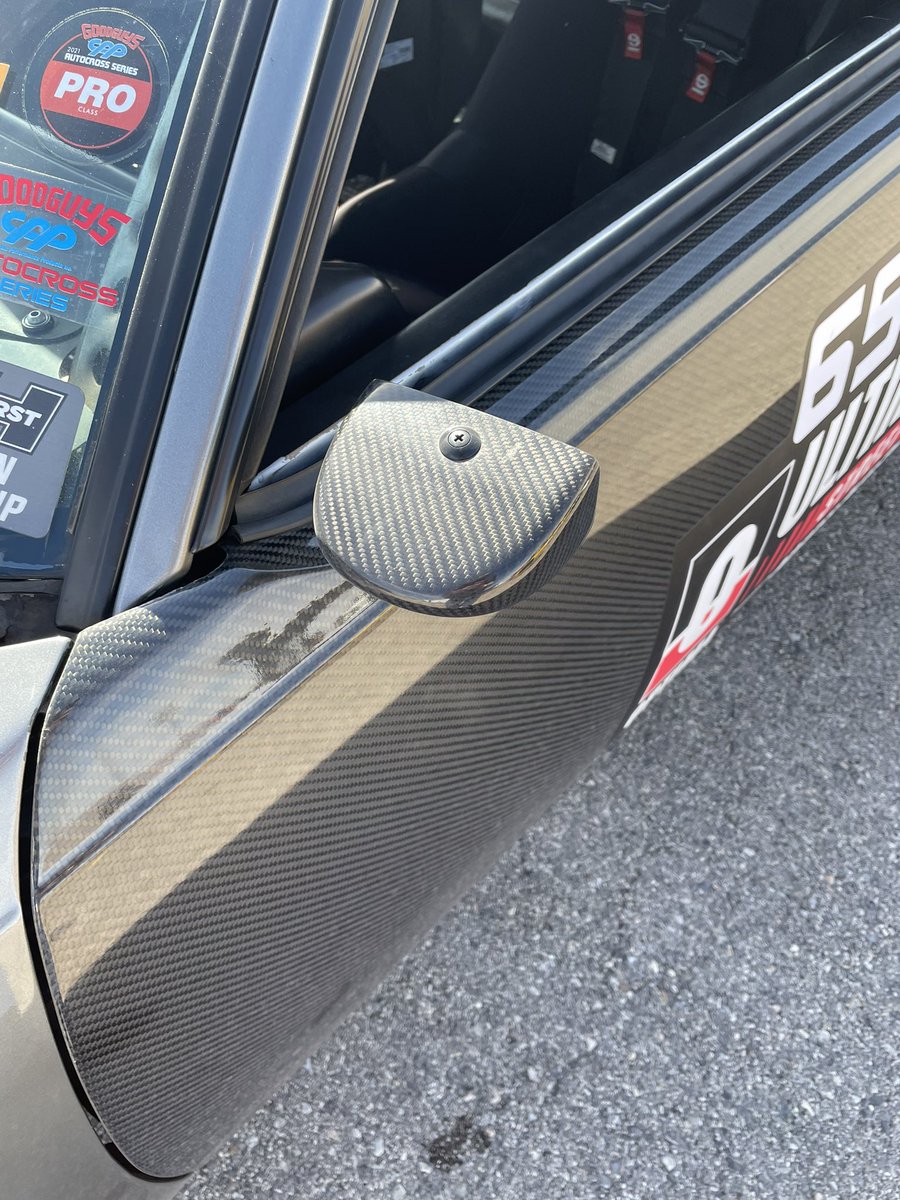 one thing of @OptimaBatteries  #USCI event @LVMotorSpeedway is seeing cars up close

on this ls swapped 86 buick regal is a carbon fiber mirror 
small detail but pegs the needle on the cool scale

(door looks carbon fiber too🤔)

#DriveOptima
#SpeedTechPerformance

📸me