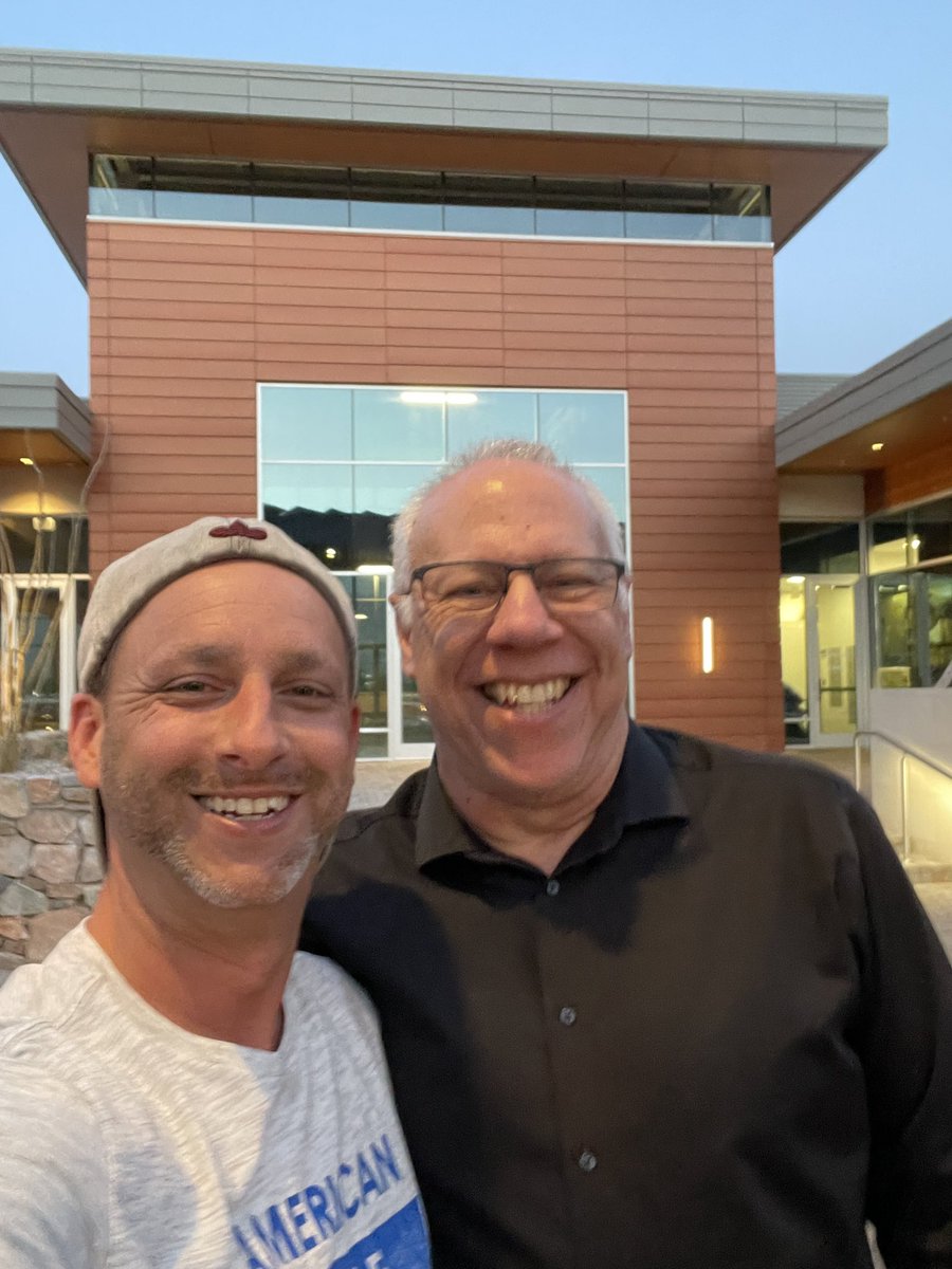 Juryfacts's tweet photo. So glad I was out west for work earlier this year. Was able to carve out time to meet for dinner. It was only a couple hours, but it was a great time. Genuine & sincere time Iβm glad I spent. Love you @TimeJumper319 https://t.co/ssGcmOJdEq
