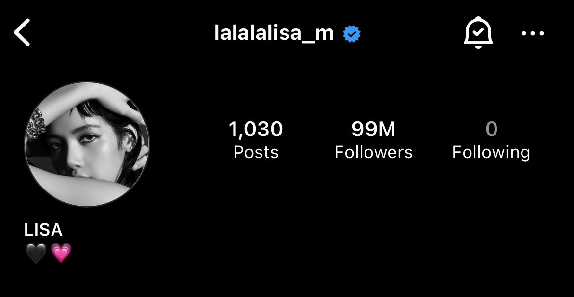KkaewL's tweet photo. Congratulations LISA #LISA99MPARTY https://t.co/0KRjjDxvHk