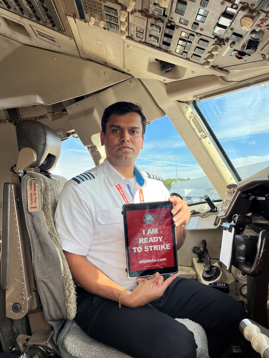 Hey <a href="/ATSGInc/">ATSG, Inc.</a>, <a href="/AirTransportInt/">Air Transport Intl</a>: It’s time for a competitive pilot contract at ATI. #CyberMonday #ATIPilotsAreReadyToStrike