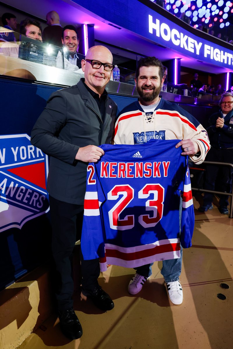 NYRangers's tweet photo. Throughout his treatment for thyroid cancer, lifelong #NYR fan Tom Kerensky used hockey as a source of inspiration + comfort.

As of today, he's cancer free - and we and @NorthwellHealth couldn't be happier to have him @TheGarden to celebrate. https://t.co/iY94PBaSvK
