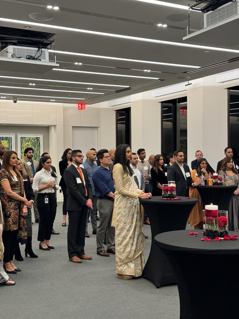 SandhuTaranjitS's tweet photo. Wonderful to speak with legal luminaries of New York City, New Jersey, and Connecticut . 

Thank Charan Sandhu @WeilGotshal #NY for hosting. https://t.co/BnhZiARIv4