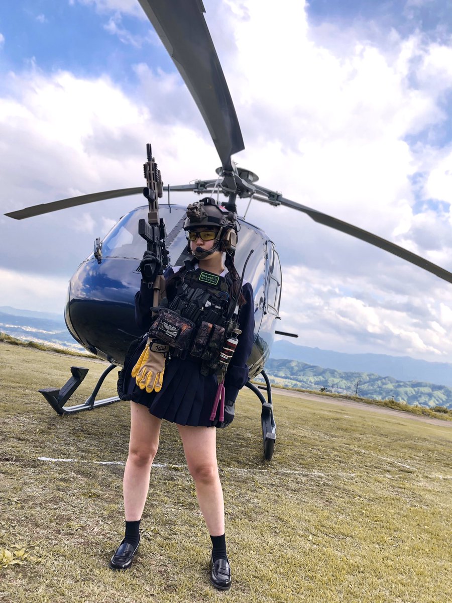 Blueswallowtail's tweet photo. JKたくてぃくす
さくらがはく🌸
#東京マルイ
#SOPMOD3
#GatorzEyewear
#GatozMagnum https://t.co/VSJplN2igN