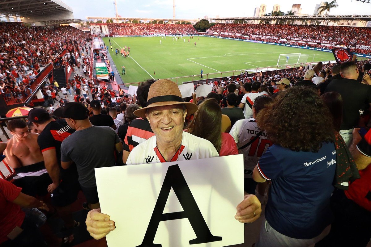 🅱️oa noite, amigos do futebol goiano! 🔃

🅰️té amanhã, Torcida do Dragão! 🫶

#TudoVoltandoAoNormalEmGoiânia