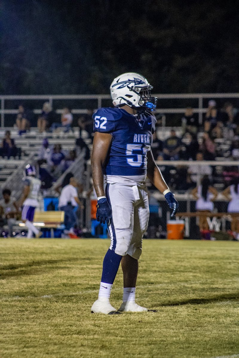LavonteJones6's tweet photo. Blessed to be 2nd team All region Defensive linemen 🏹 , 
@BigFu757 @BrandonC_Carr @IRHSfootball https://t.co/TWibBw9MPl