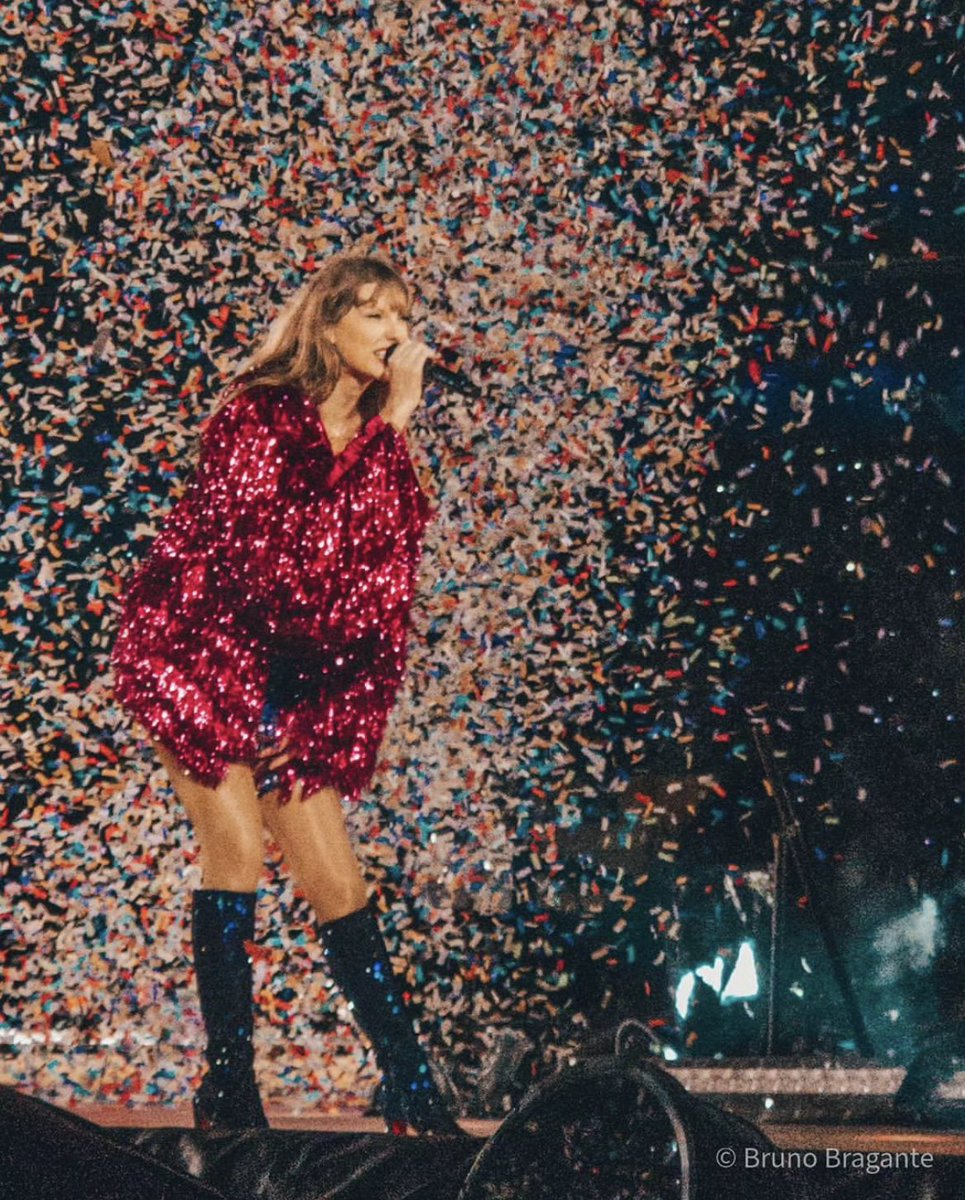 i’m a sucker for the confetti pictures