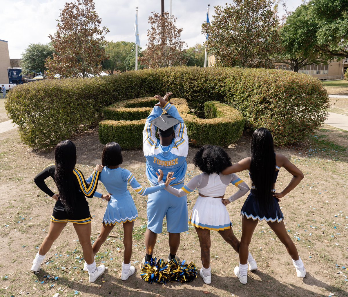 Su_codeblue's tweet image. Before the day ends we would like to take the time out to express our gratitude to THE founder Mr. Justin Plummer 💙📣 He started this organization during the fall semester of 2019, on this very DAY. 🔥