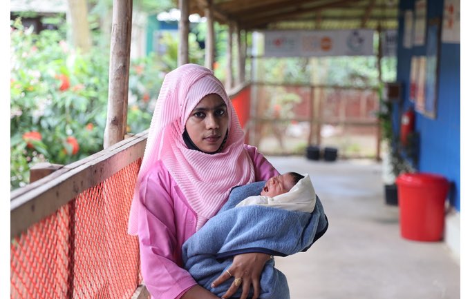 danielpnovak's tweet photo. #Bangladesh ๐ง๐ฉ is taking lead in #climatechange and #health ๐
1st batch of #nurse and #midwive #teachers taking a clinical course on how climate change affects health & #SRHR.
A course supported by #Sweden ๐ธ๐ช,
@UNFPABangladesh , @UKinBangladesh ๐ฌ๐ง
#COP28 https://t.co/ur49VCxYPb