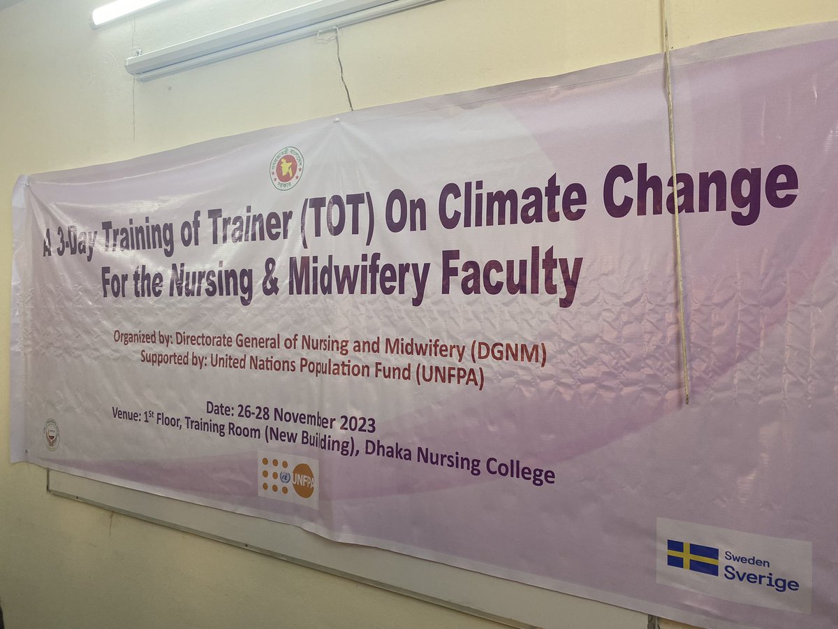 danielpnovak's tweet photo. #Bangladesh ๐ง๐ฉ is taking lead in #climatechange and #health ๐
1st batch of #nurse and #midwive #teachers taking a clinical course on how climate change affects health & #SRHR.
A course supported by #Sweden ๐ธ๐ช,
@UNFPABangladesh , @UKinBangladesh ๐ฌ๐ง
#COP28 https://t.co/ur49VCxYPb