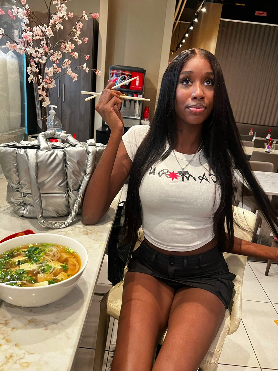 Azsocute's tweet photo. Ur mad 💋 shop my tees https://t.co/EAk8nn1OYK