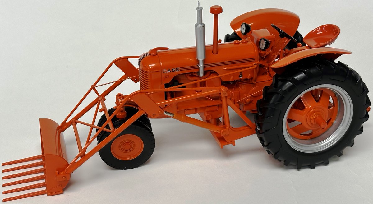 GeneseoBoyScout's tweet photo. The 38th Annual Geneseo Boy Scout Farm Toy Show and Auction is this Friday and Saturday! Special thanks to Doug Harke! Here's a preview of our door prize: a @Case_IH DC-3 with a loader! #Geneseo #farmtoyshow #boyscouts https://t.co/4c6EZmftMf