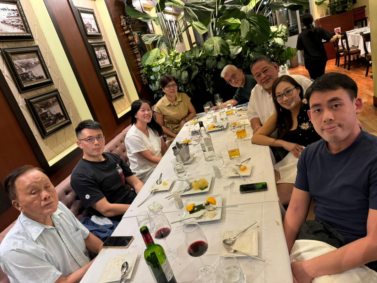 Acutusllp's tweet photo. Last night we have the opportunity of welcoming our Hong Kong team for our #AcutusAnnualSeminar #SG https://t.co/TUliSVdpW4