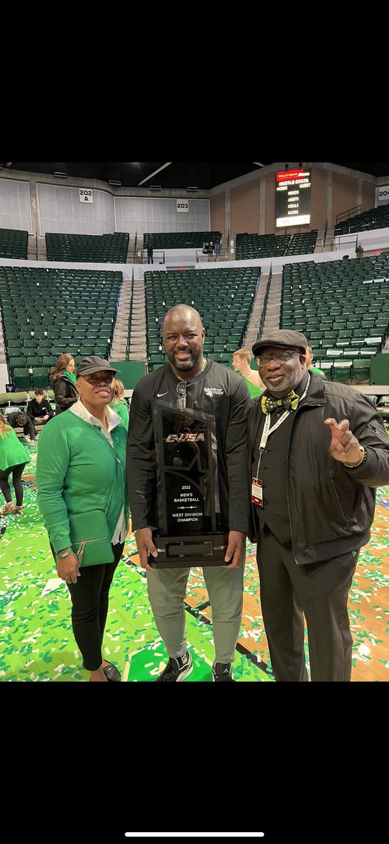 Coachreem4ever's tweet photo. My deepest condolences to Ms. Bonita family and the rest of mean green family who was blessed to know this beautiful flamboyant soul. She was always styling and smiling everyday! Rest peacefully! 🙏🏿 https://t.co/0zQmBHTzN9