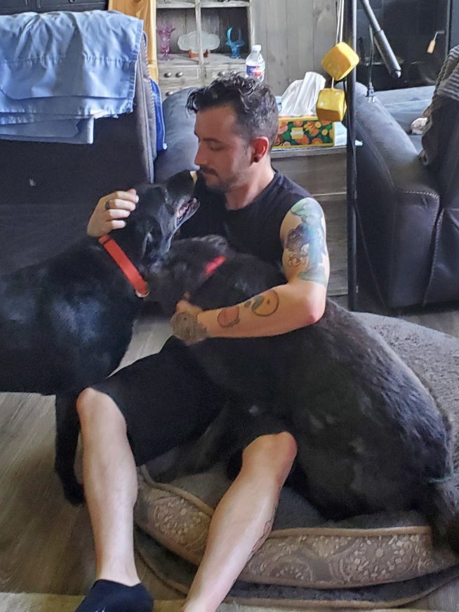 BeardedBanditTV's tweet photo. If you see this, post a dog.

Two for the price of one lol. https://t.co/ZjdOfm3mpT