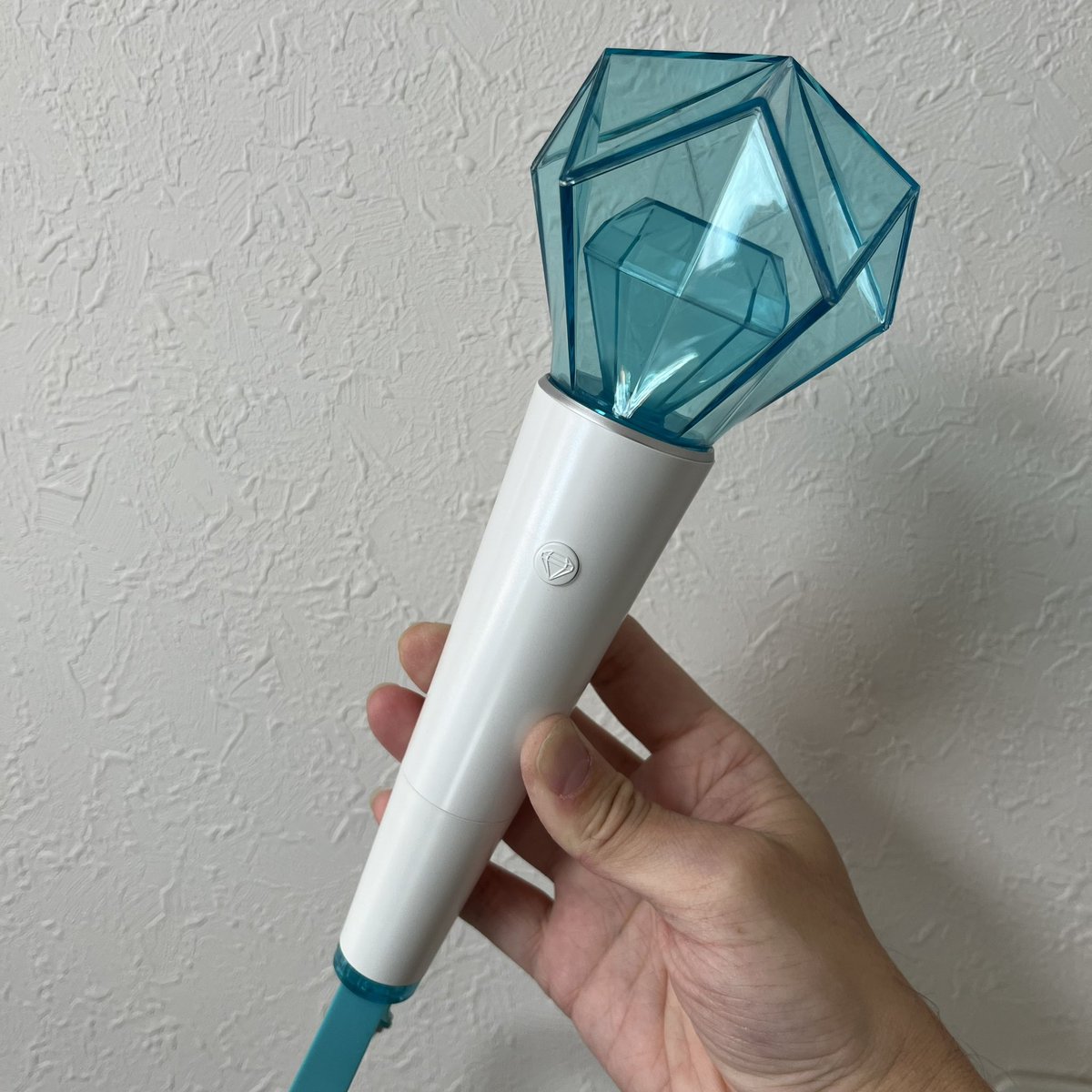 dairenebaejoo's tweet photo. 久々に使うからちゃんと点くか心配😥
家に単4がなかったから買わないと！ https://t.co/NcvUb9XzIR