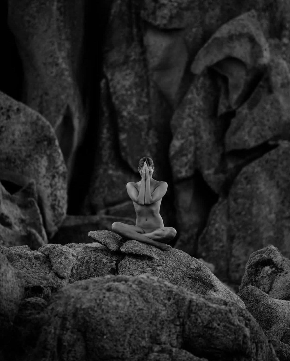 HHeartspace's tweet photo. If you go within - you will never go without!
Photo credit : Unknown
#gowithin #nevergowithout
#within #without
#takethejourney #dothework
#heartspace https://t.co/31ITbMElsv