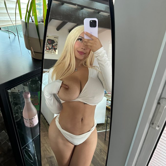 Boop https://t.co/vnLuAShh4b<a href="/tag/cosplay"class="tags"><span>#cosplay</span></a><a href="/tag/pokemon"class="tags"><span>#pokemon</span></a>