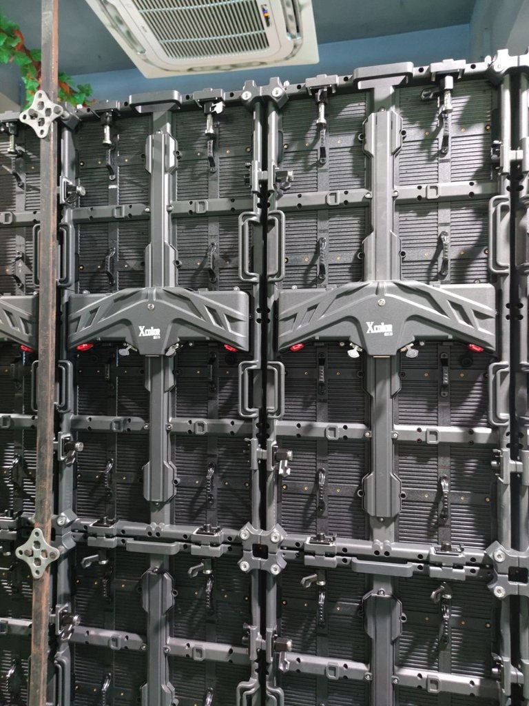 AlisonFox123_'s tweet image. private F series p3.9 rental screen  
nova system, standard nova at32
ultra high refresh 7680hz
high nits 4500cd/sqm 
I am Alison 
𝐖𝐡𝐚𝐭𝐬𝐀𝐩𝐩 +86 19977625538
#xcolor #rentalledscreen