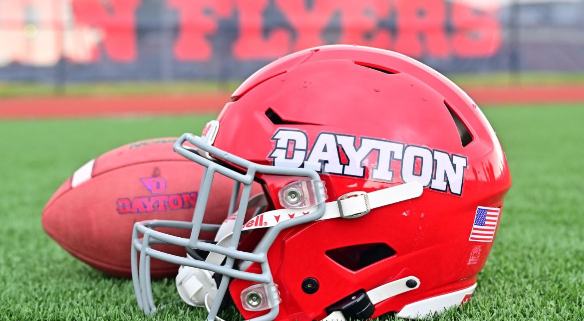 After a great conversation with <a href="/CoachSJohnson_/">Staymon Johnson</a> I am blessed to have earned a offer from <a href="/DaytonFootball/">Dayton Football</a> ❤️💙

<a href="/CoachMHopkins/">Martin Hopkins</a> <a href="/StRitaFootball/">St. Rita Football</a> @Rivals_Clint <a href="/AllenTrieu/">Allen Trieu</a> <a href="/EDGYTIM/">Timothy “EDGYTIM” OHalloran</a> <a href="/CoachBigPete/">Peter "Coach Big Pete" Leinweber</a> <a href="/LemmingReport/">Tom Lemming</a> <a href="/PrepRedzoneIL/">Prep Redzone Illinois</a> <a href="/247recruiting/">247Sports Recruiting</a>