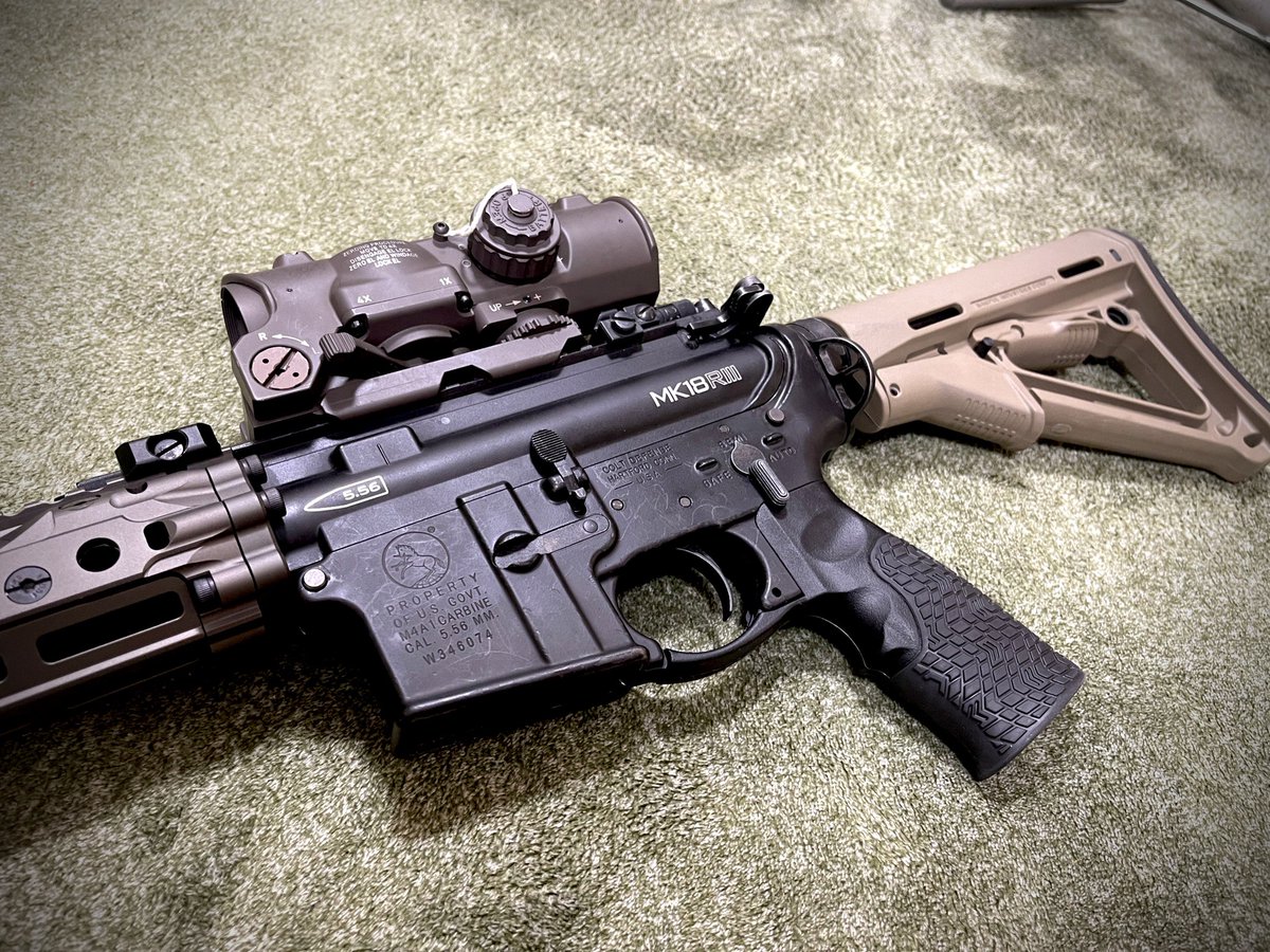 ACT_Airsoft_PC's tweet photo. 少し前になるのですが、
当店でレシーバーにMK18RⅢと5.56の刻印を入れさせていただきました。

お送り頂いた組み上げた写真です。

先日サバゲでご一緒になった際、見せて頂きましたが、組み上げて完成品になるとやはり違いますね(*´∀`)♪

#レーザー刻印 #MK18 #R3 #MK18R3 #DD #DanielDefence https://t.co/4fR8QV2oCR