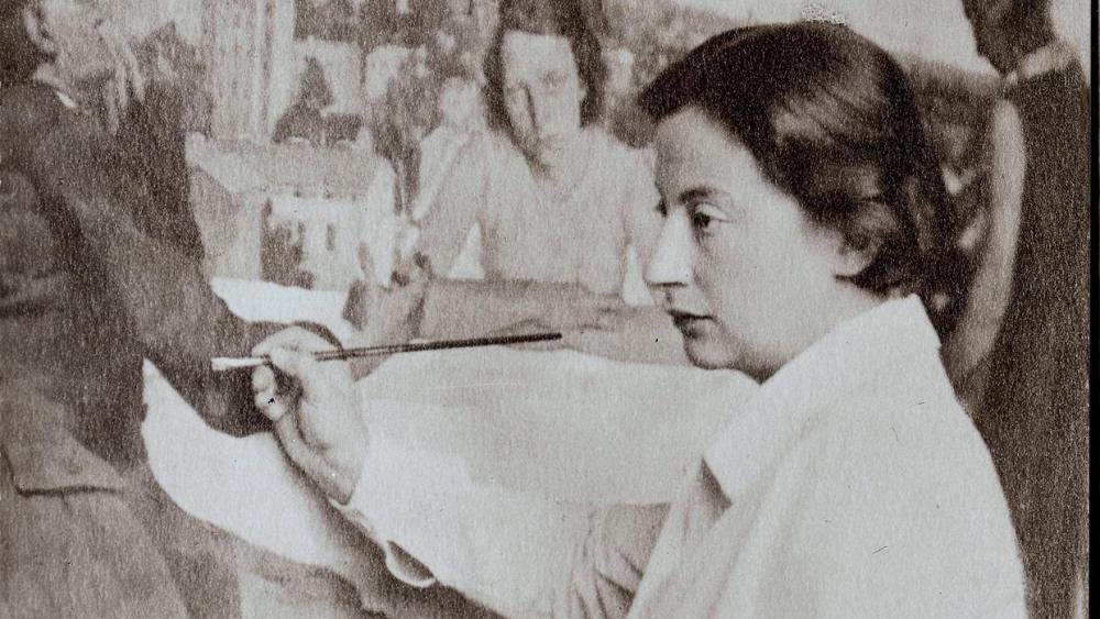 Stift_und_Bogen's tweet photo. "Ihr glanzvoller Aufstieg wird zu verfolgen bleiben." (1929)
Jenaer Straße 3. Erinnerung an Lotte #Laserstein (* 1898 (#otd), † 1993), Pionierin der Kunst der "Neuen Frau", geb. vor 125 Jahren, unter den Nazis als so genannte "Dreivierteljüdin" mit Berufsverbot belegt.
#Berlin https://t.co/o0uxTgoacL