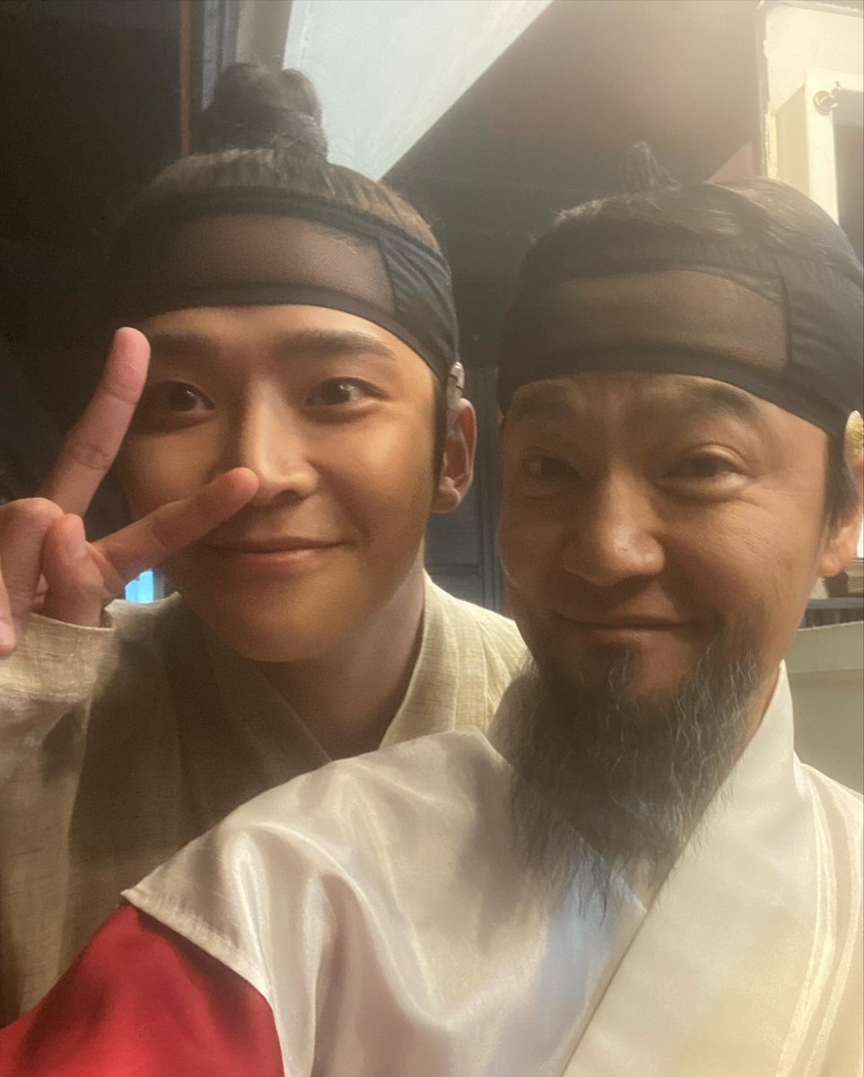 RowoonNews's tweet photo. #TheMatchmakers’ King #JoHanCheol (1season73) instagram updates with #Rowoon https://t.co/Poi3lfCQYU