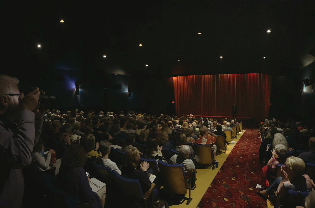 thejoshl's tweet photo. The @HylandCinema is in trouble and might be closing soon. As someone who both attended &amp; worked there for years it’s a wonderful place, and one of the last true old-school Canadian movie palaces still doing any kind of 35mm/rep programming. Please donate: https://t.co/g61bGE98Y6 https://t.co/Uoigi6Tw01