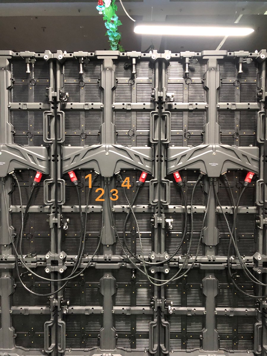 AlisonFox123_'s tweet image. F series p3.9 size 500*1000mm
four signal ports dual signal backups
fast help in large important events
I am Alison 
𝐖𝐡𝐚𝐭𝐬𝐀𝐩𝐩 +86 19977625538
#xcolor #rentalledscreen